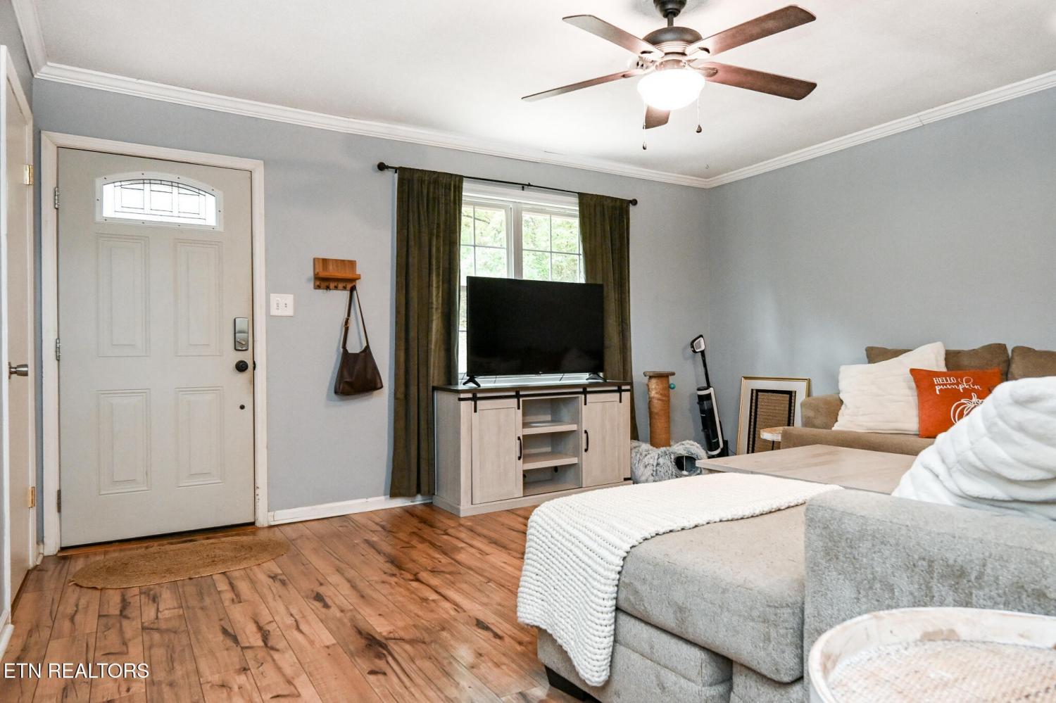 4040-NE-Lynncrest-Drive For Sale