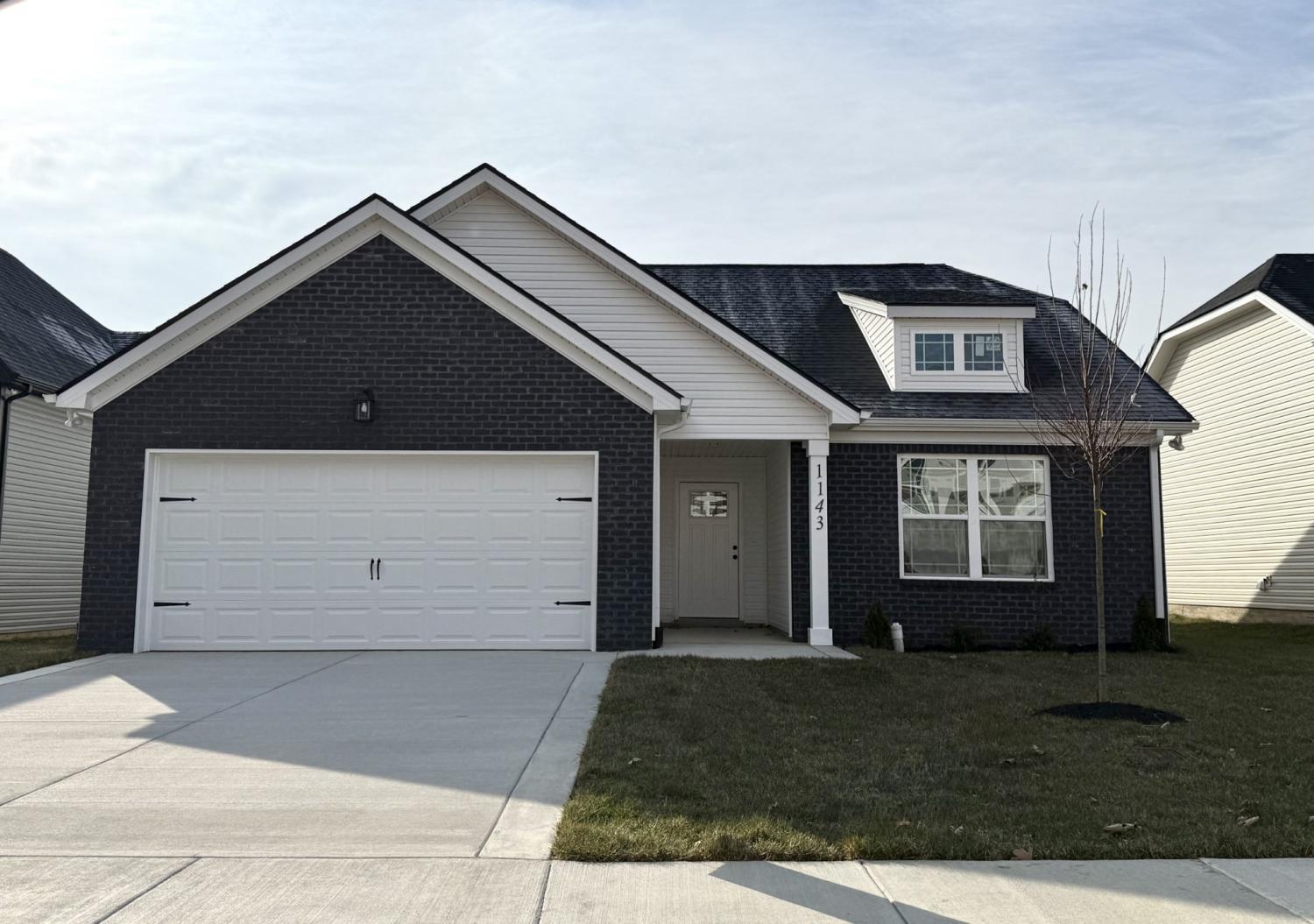 1143-Javier-Dr For Sale