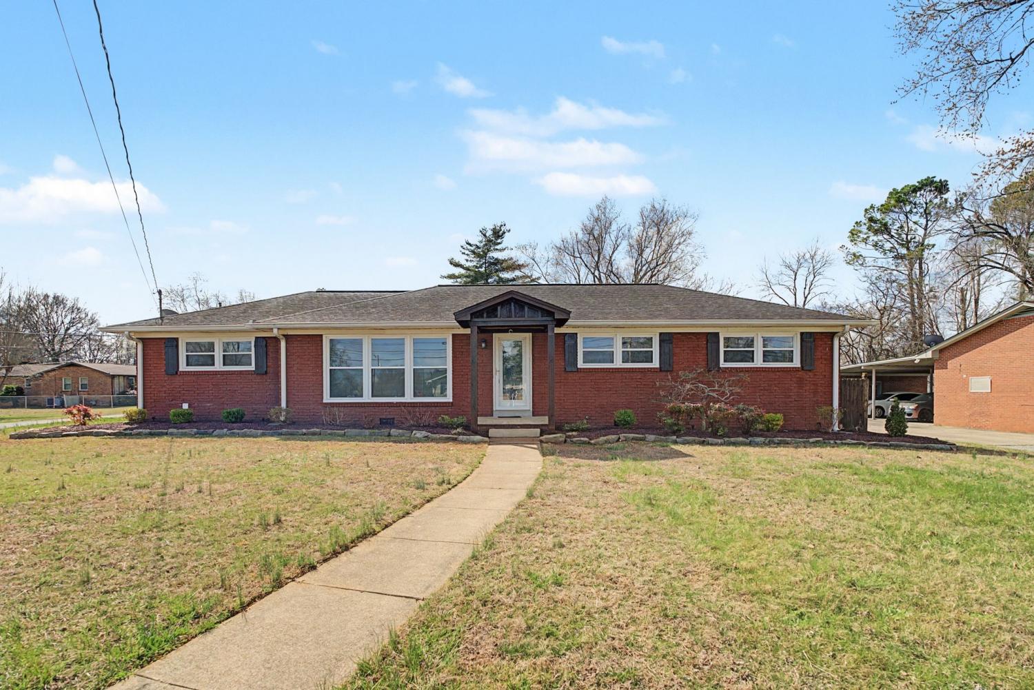 206-Blue-Ribbon-Pkwy For Sale