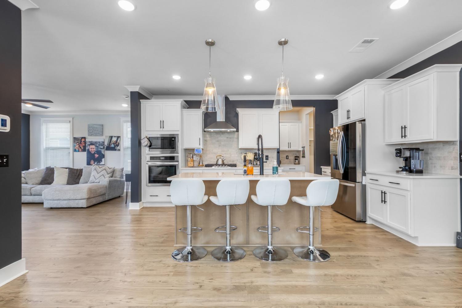 3506-Madrid-Way For Sale