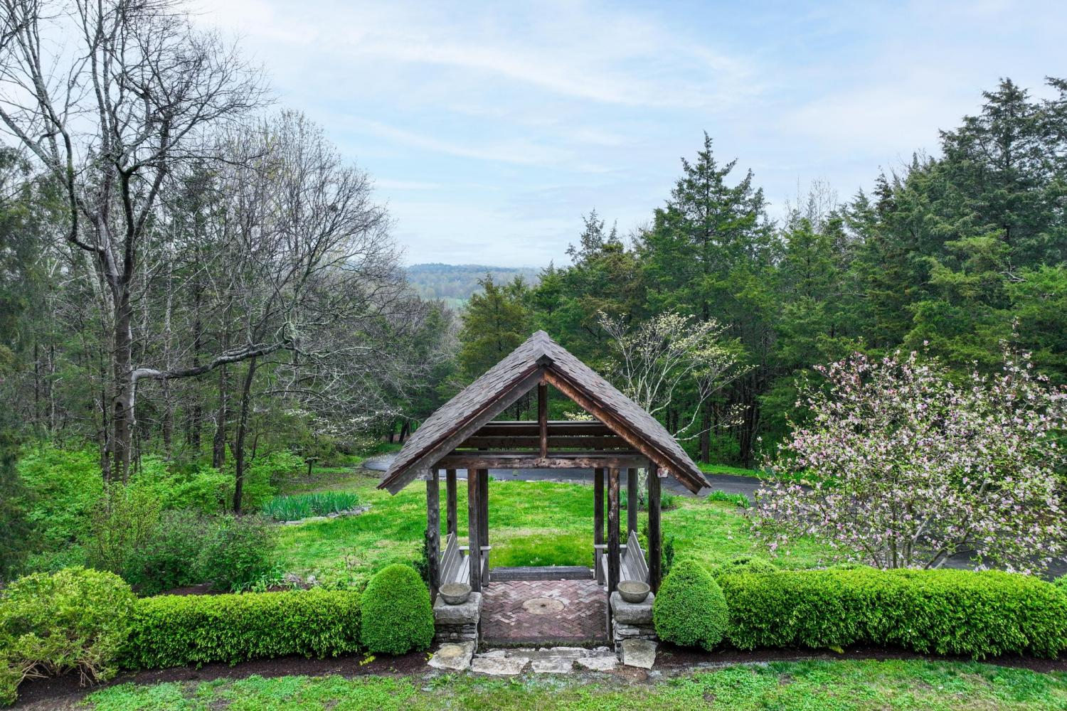 1865-Carters-Creek-PIKE For Sale