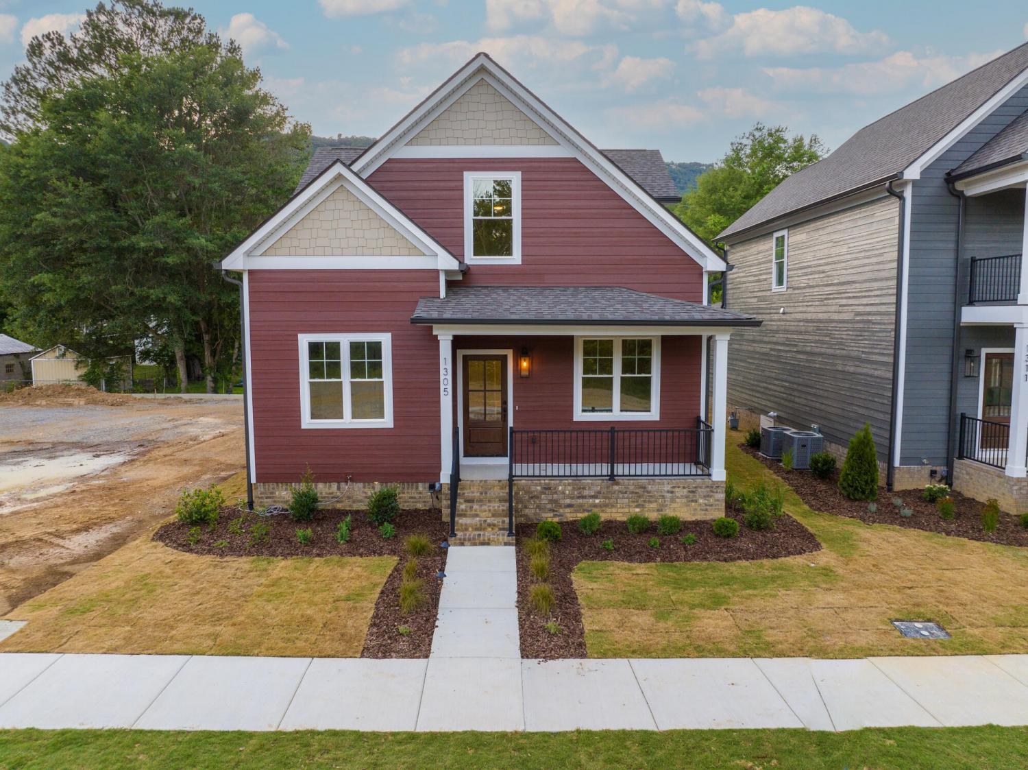 1305-Thomas-Avenue For Sale