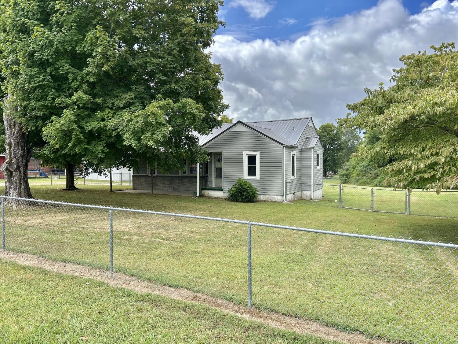461-Hendrixson-Dr For Sale