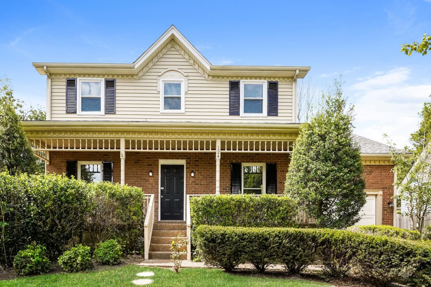 124-Newcastle-Ct For Sale