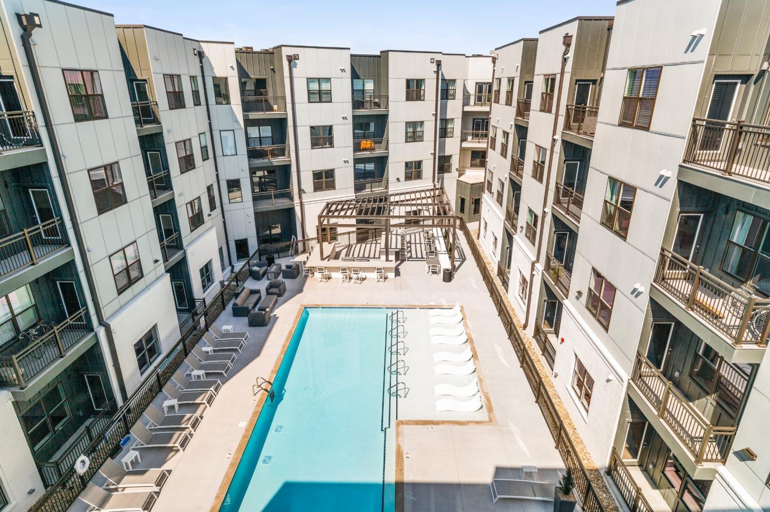 1677-54th-Ave--N For Sale