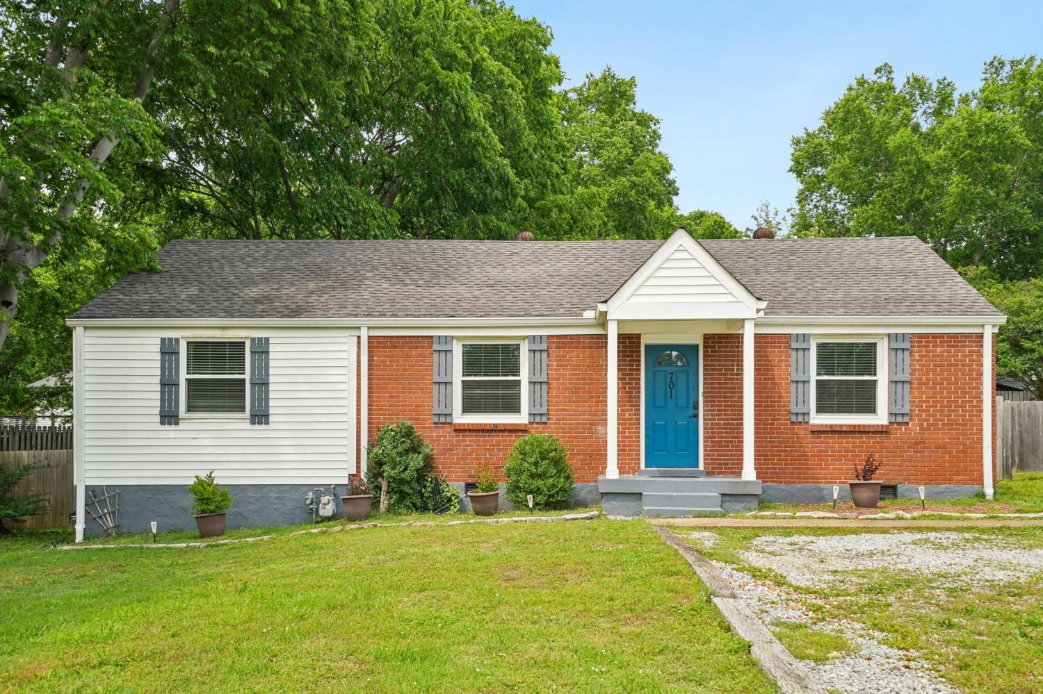 701-Blackstone-Ave For Sale