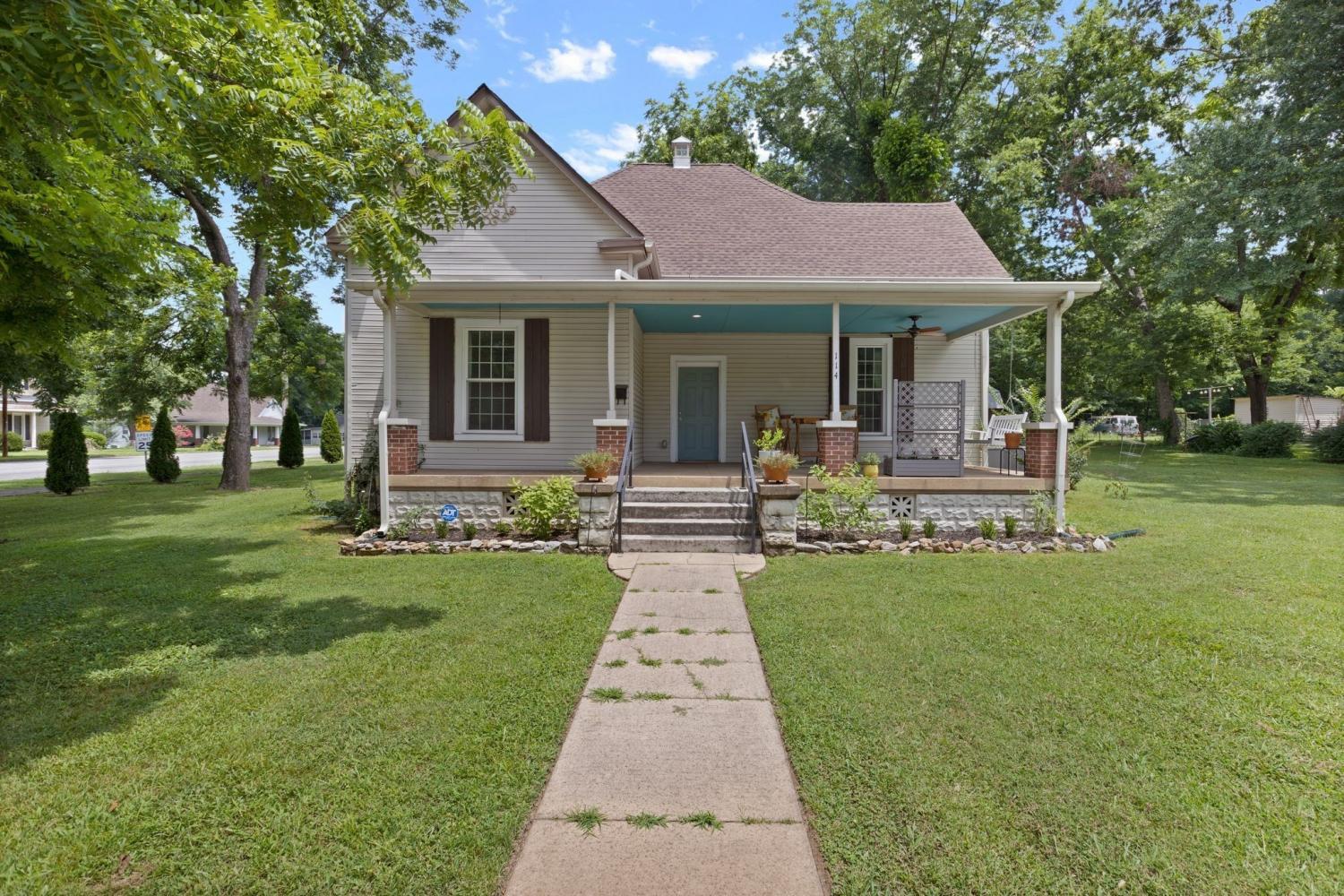 114-1st-Ave For Sale