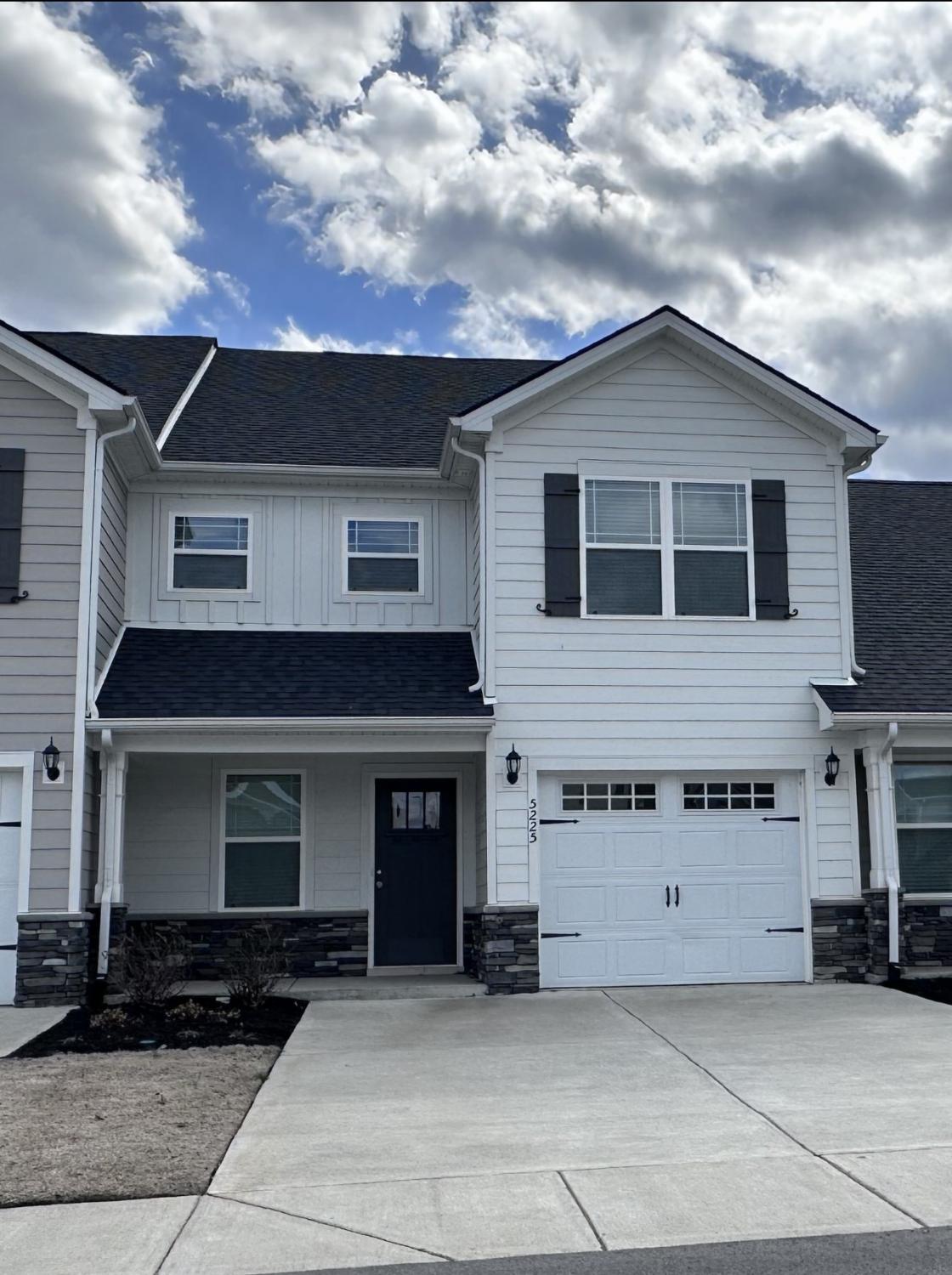 5225-Normandy-Cob-Dr For Sale