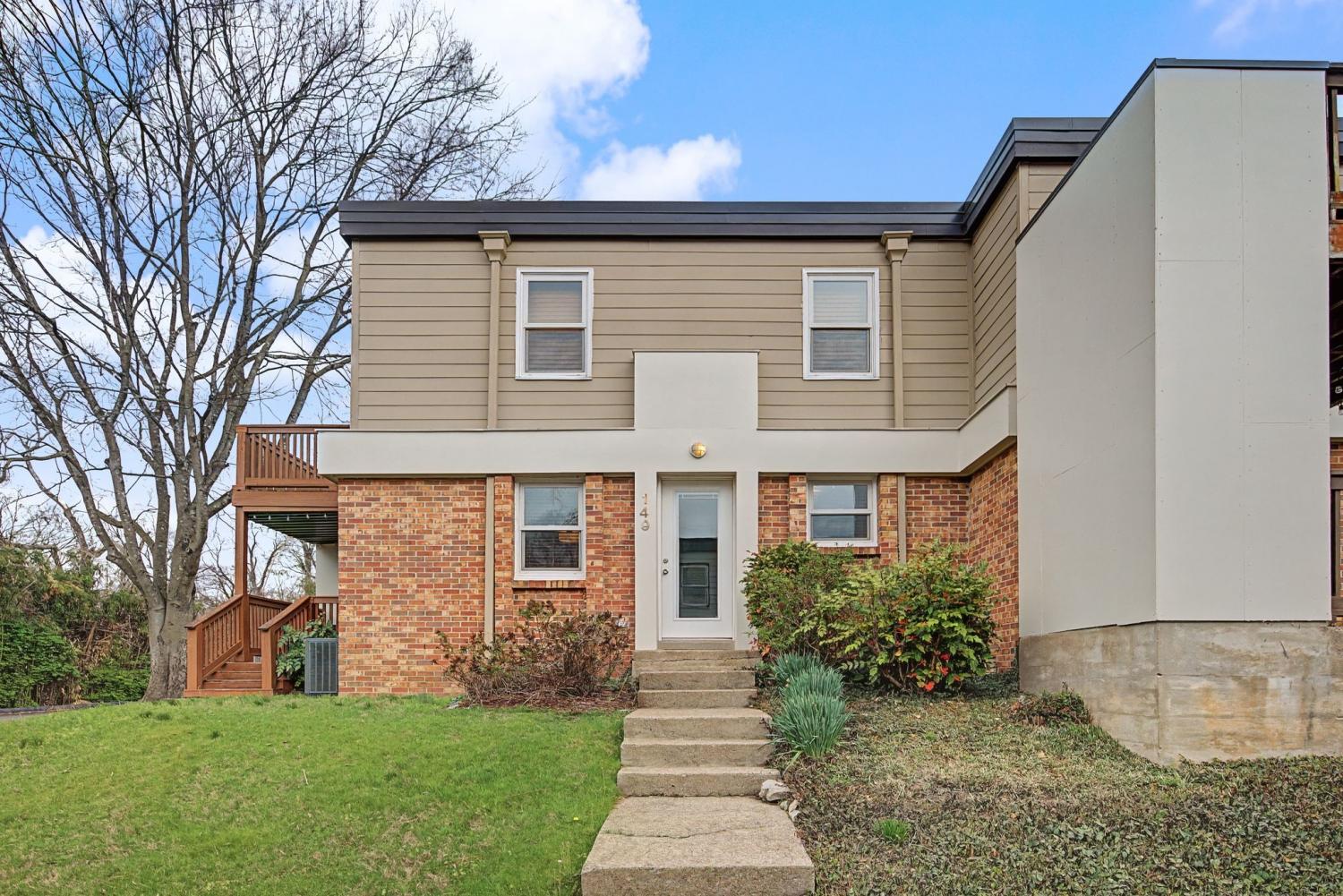 940-Gale-Ln For Sale