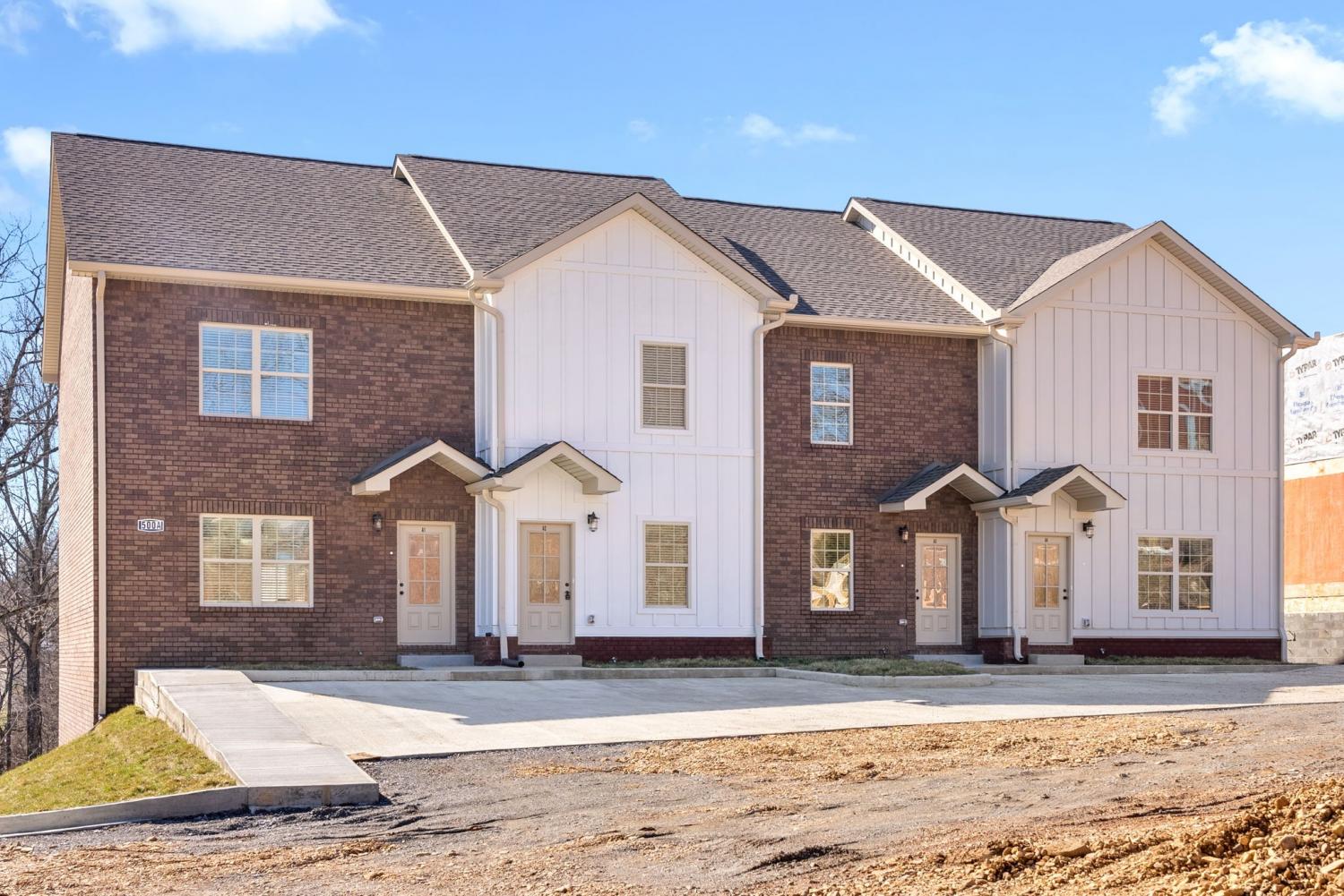 500 Peachers Mill Rd TN 37042 For Rent - 