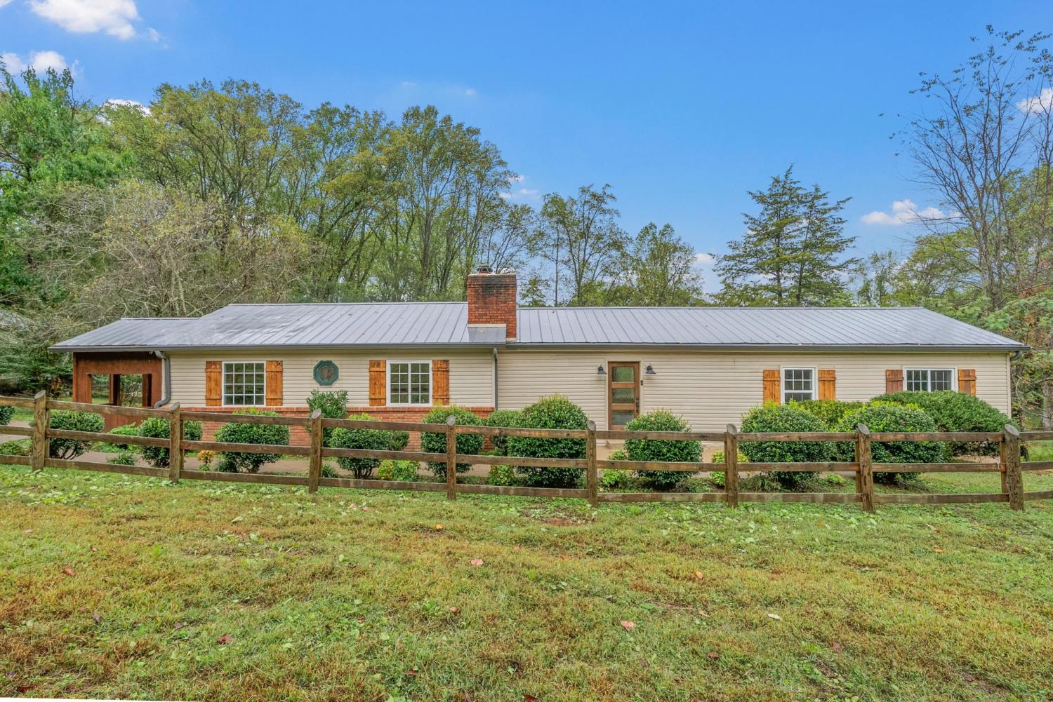 2938-Highway-48 For Sale