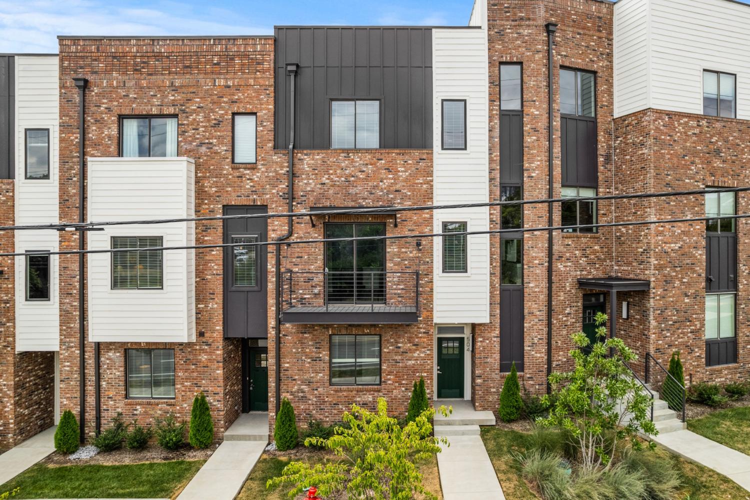 504-W-Trinity-Ln For Sale