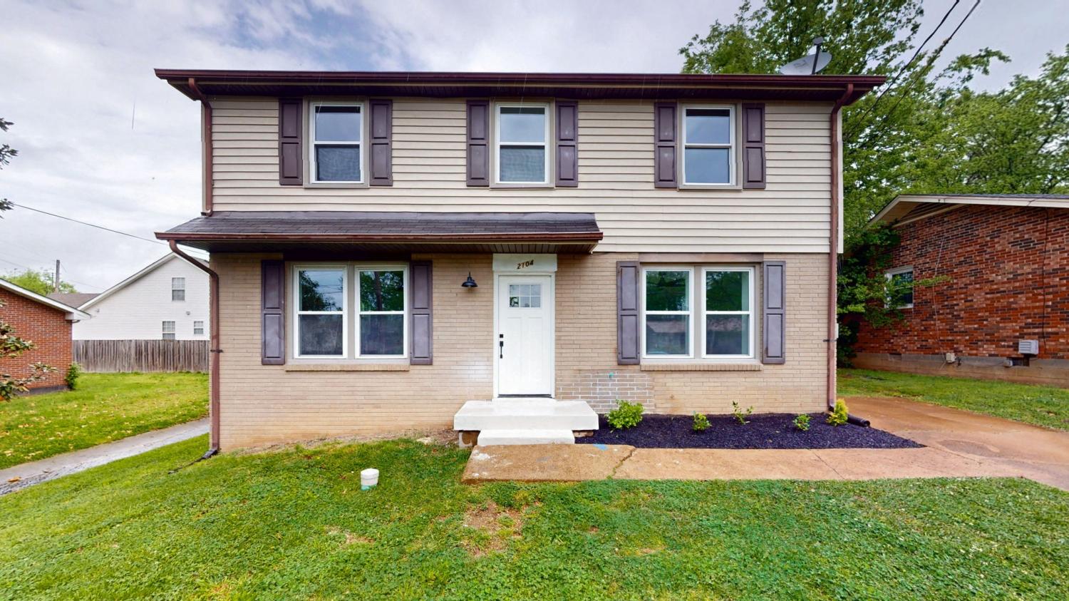 2104-W-Richmond-Hill-Dr For Sale