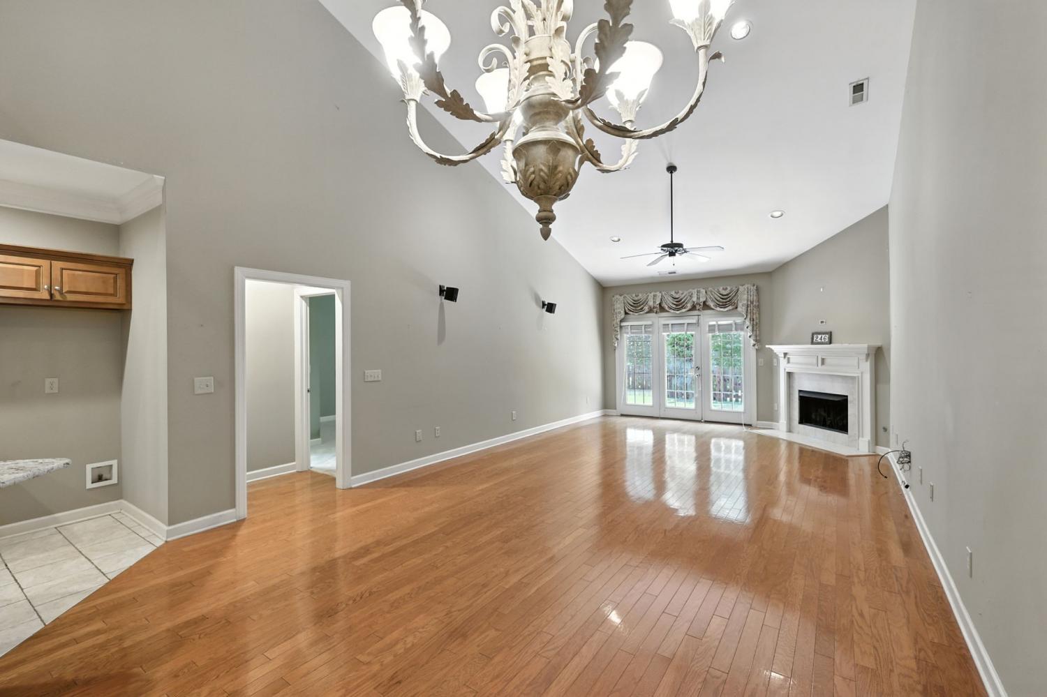 246-Windsor-Terrace-Dr For Sale