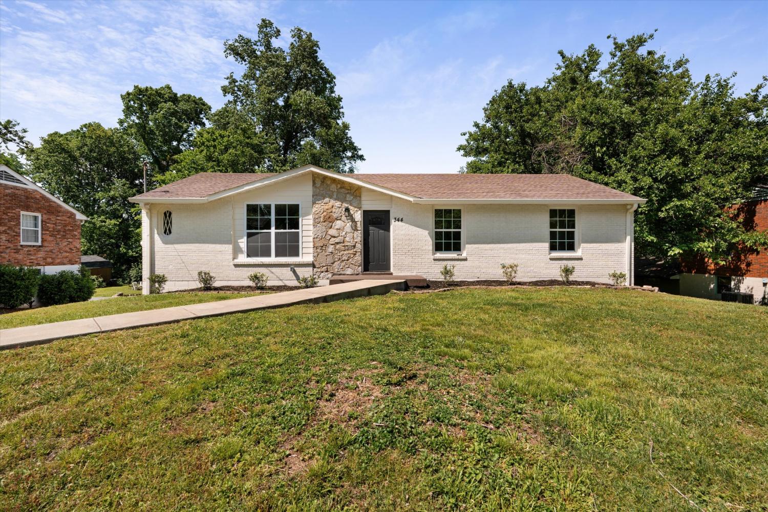344-Lynn-Dr For Sale