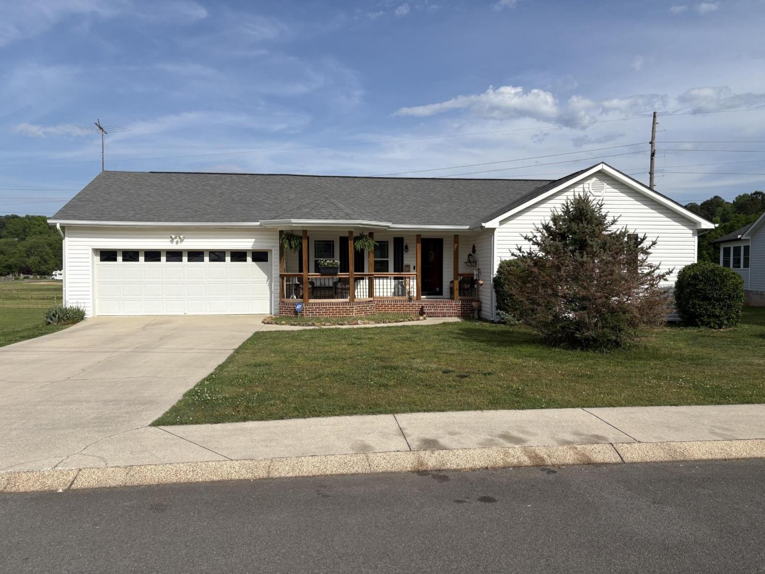 1789-Autumn-Drive--NE For Sale