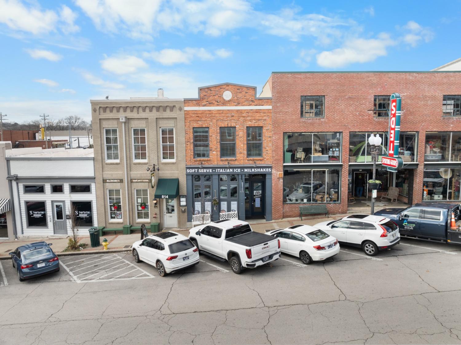 812-S-Main-St For Sale