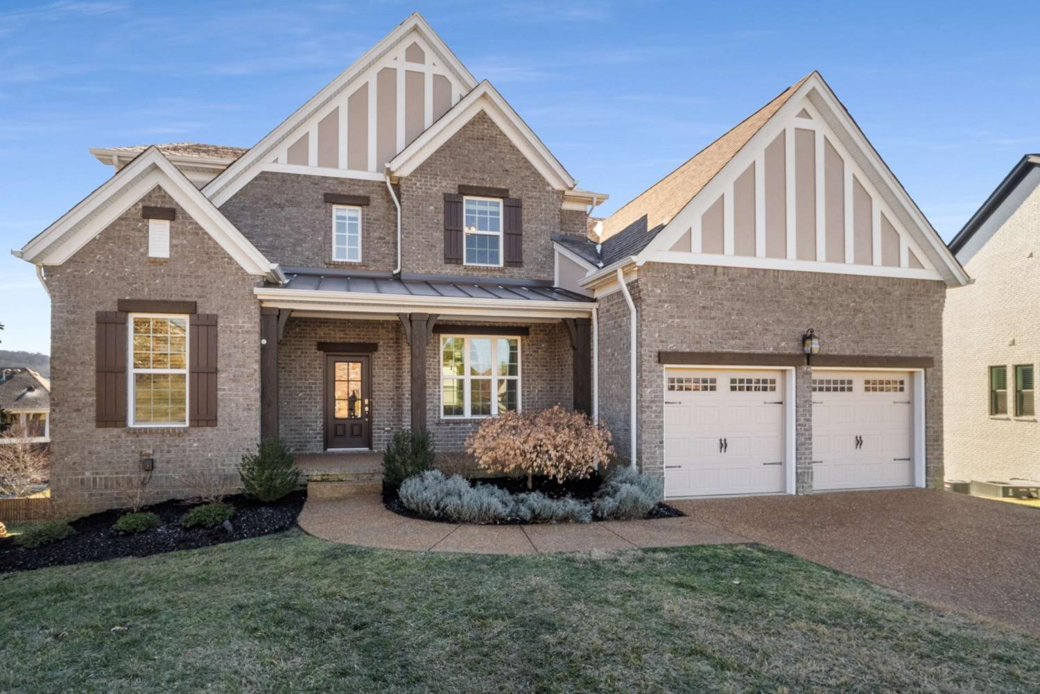 326-Crescent-Moon-Cir For Sale