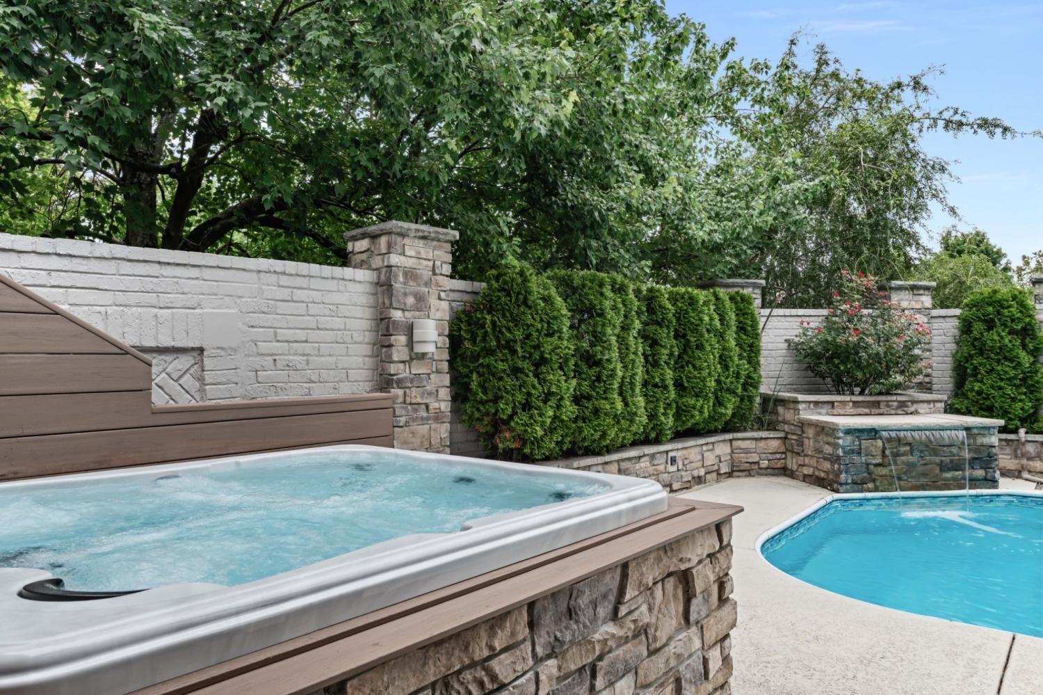 1-Warwick-Ln For Sale