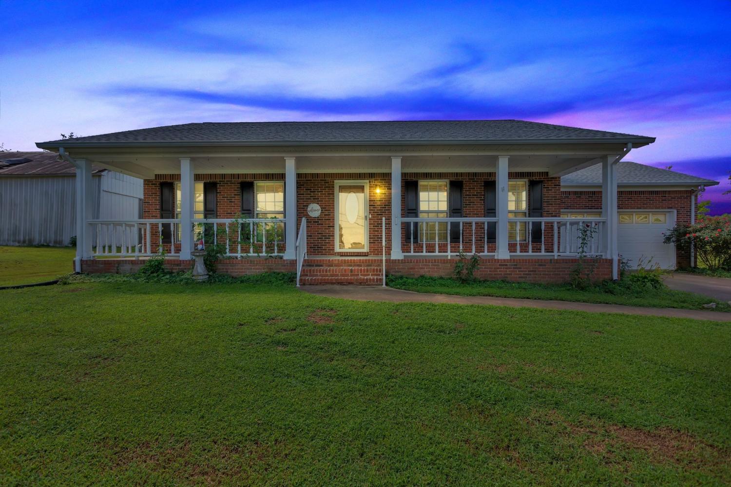 528-W-Point-Rd For Sale