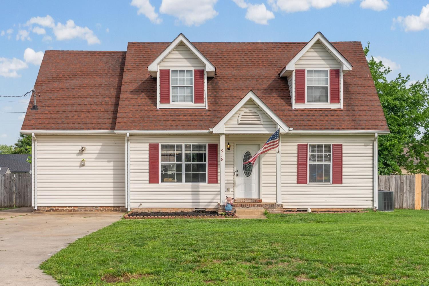 919-Van-Buren-Ave For Sale