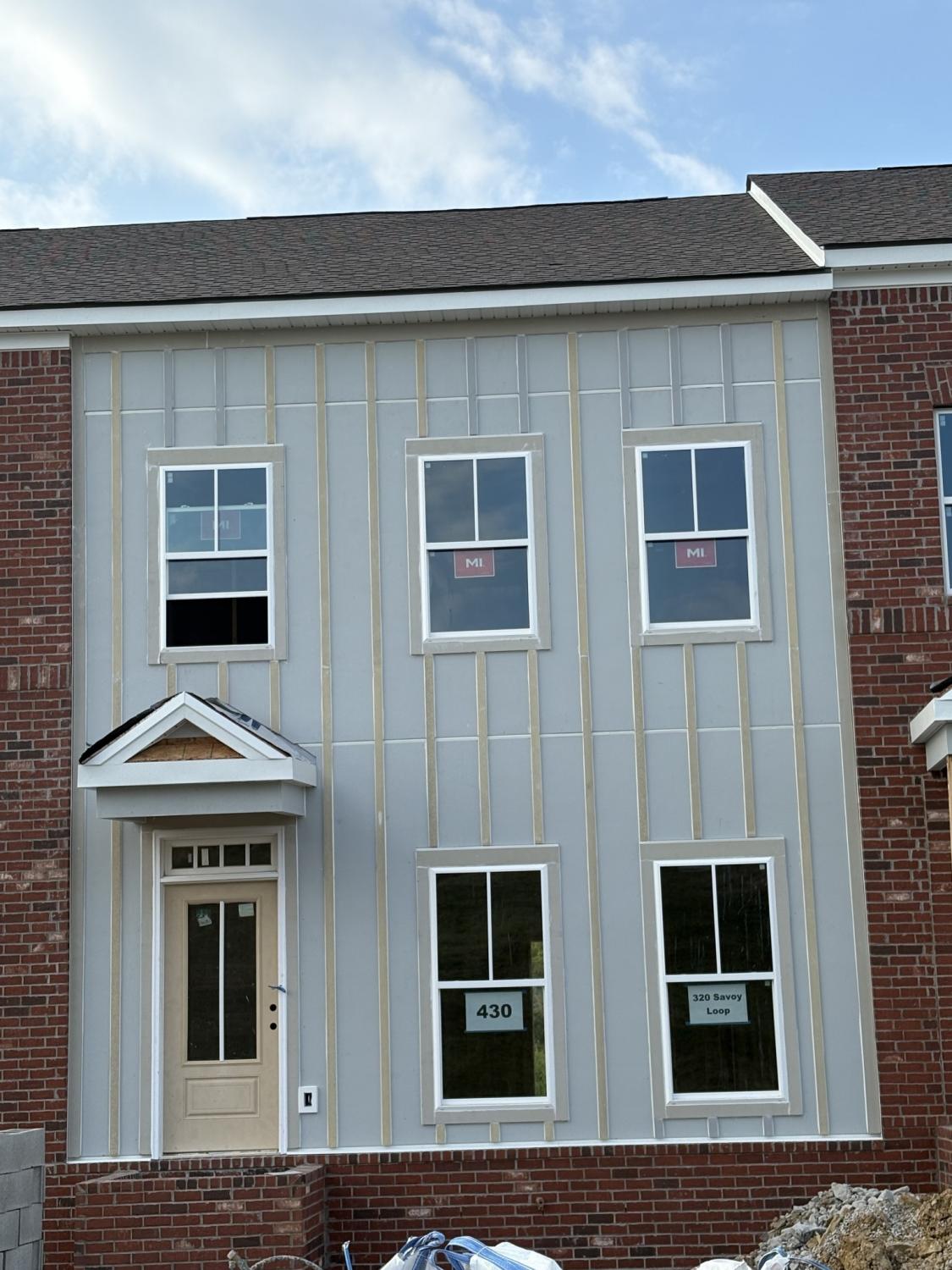 320-Savoy-Loop For Sale