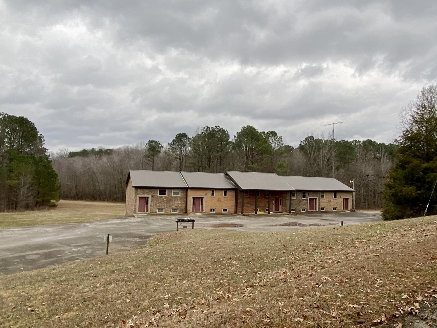 371 Pineview Dr TN 38256 For Rent - 