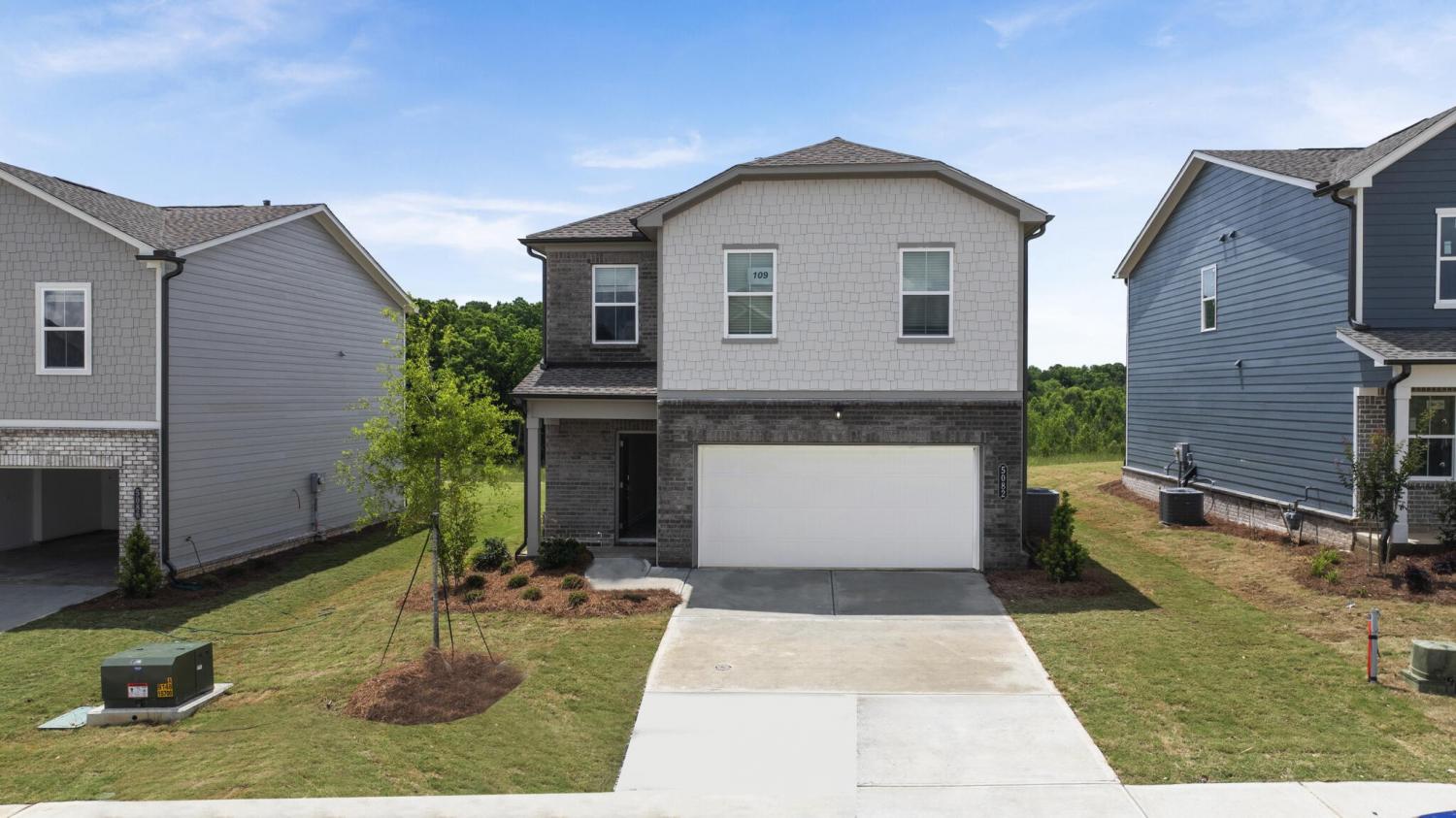 5082-Skyline-Way--NE For Sale