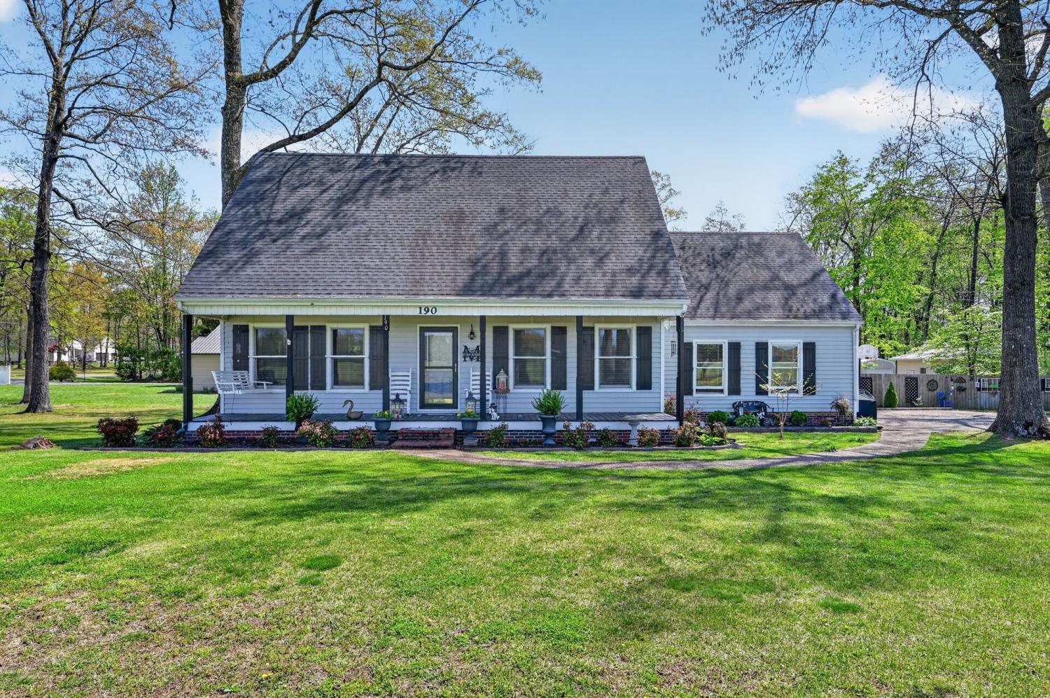 190-Hooper-Rd For Sale