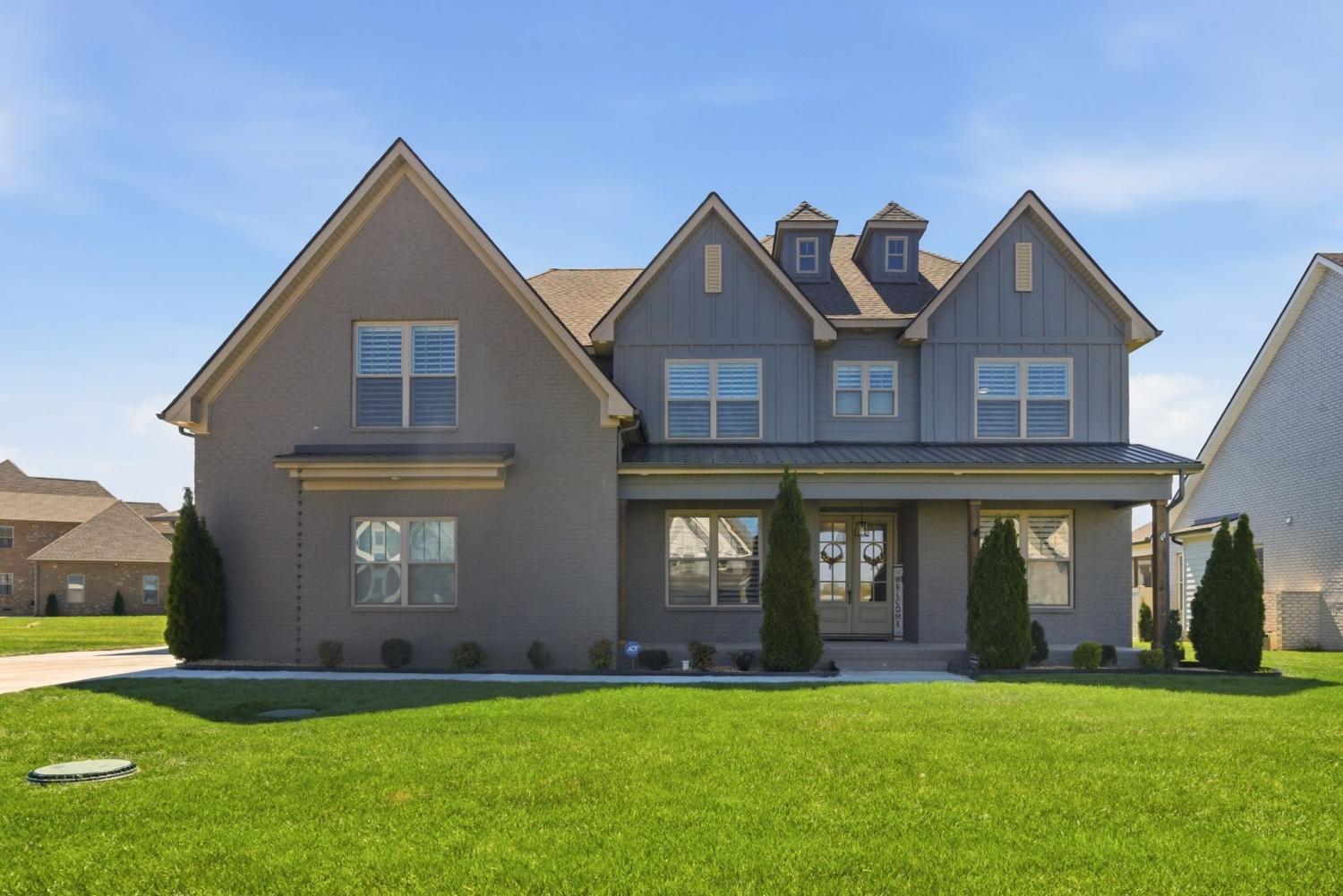 3705 Carriage Dr TN 37128 For Sale - 