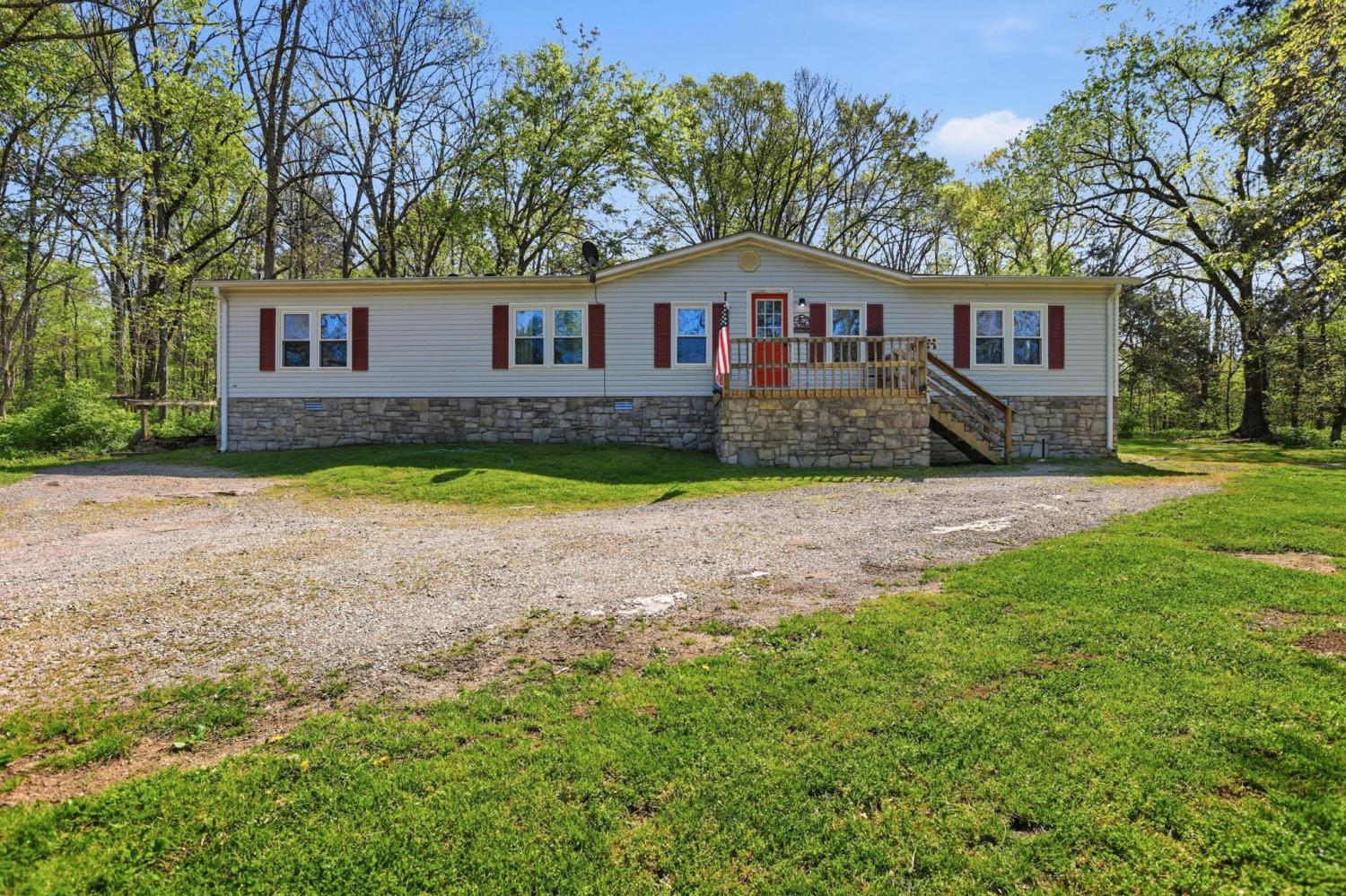 15-Freetown-Ln For Sale