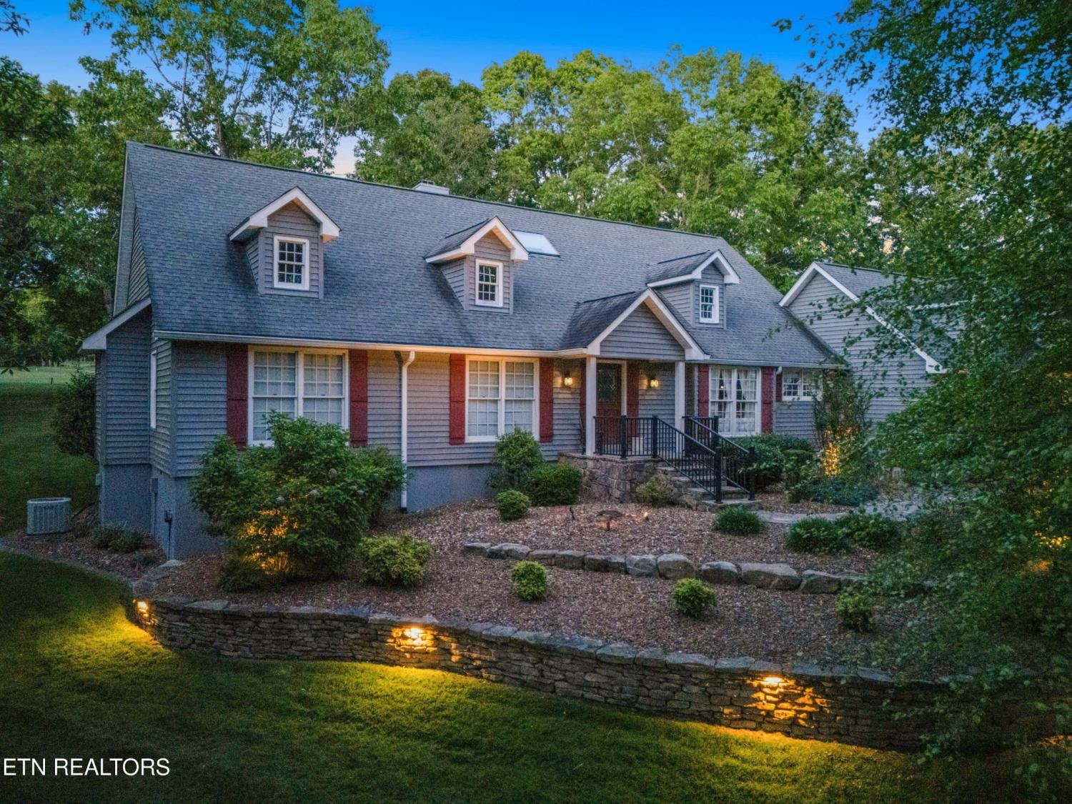 15-Cloverdale-Circle For Sale