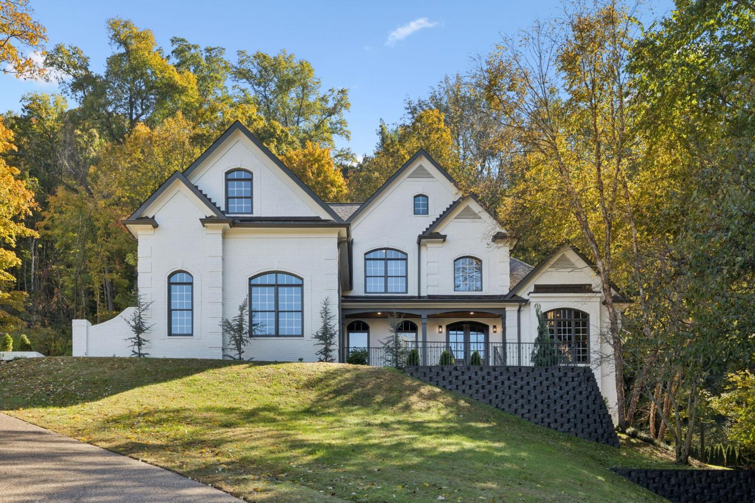 945-Travelers-Ct For Sale