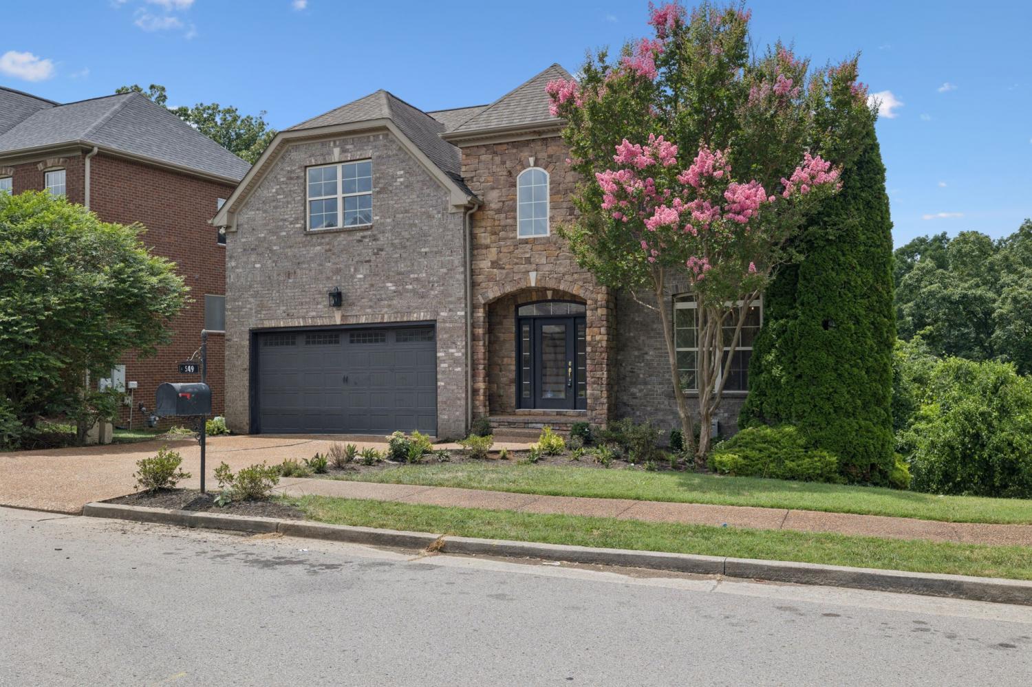 549-Summit-Oaks-Ct For Sale