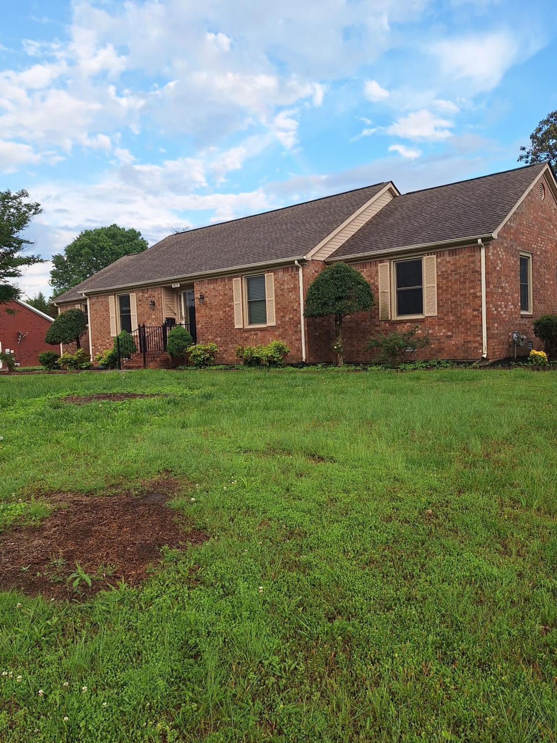 819-W-Thompson-Ln For Sale