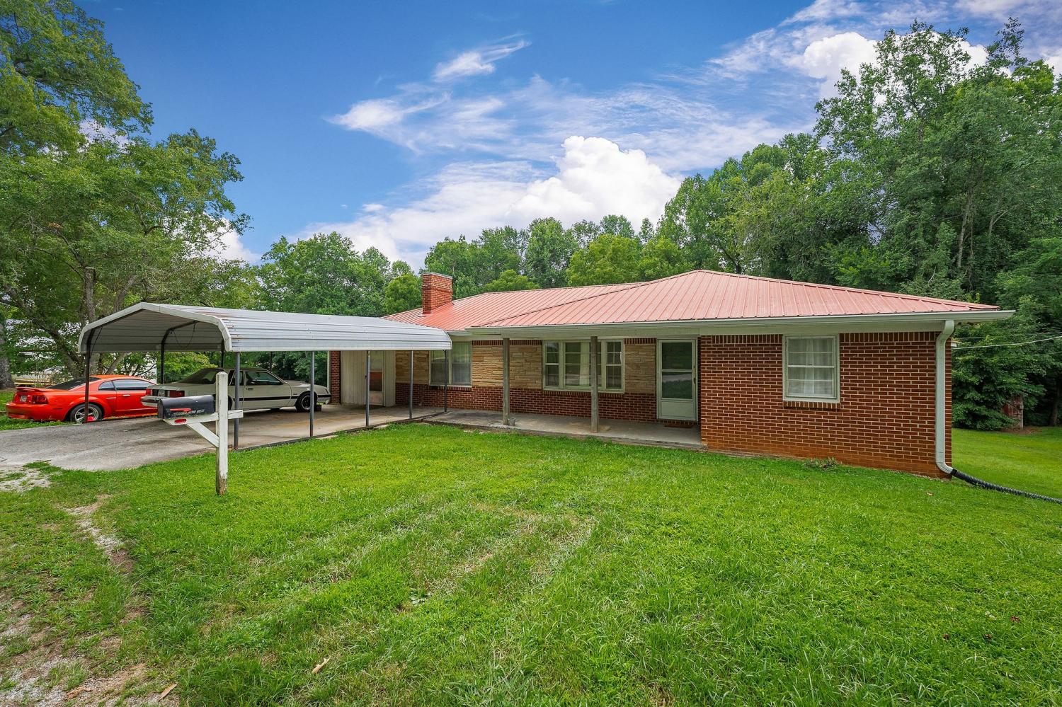 121-Pat-Carr-Ln For Sale