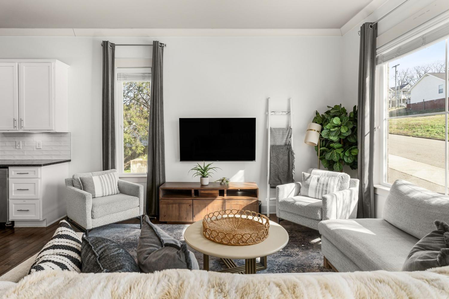 1435-11th-Ave--S For Sale