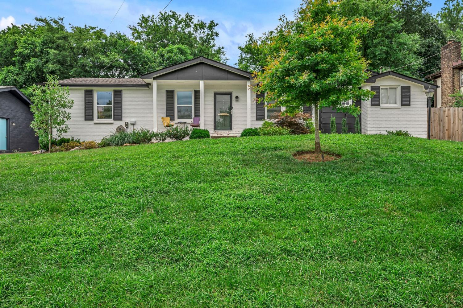 430-Clearwater-Dr For Sale