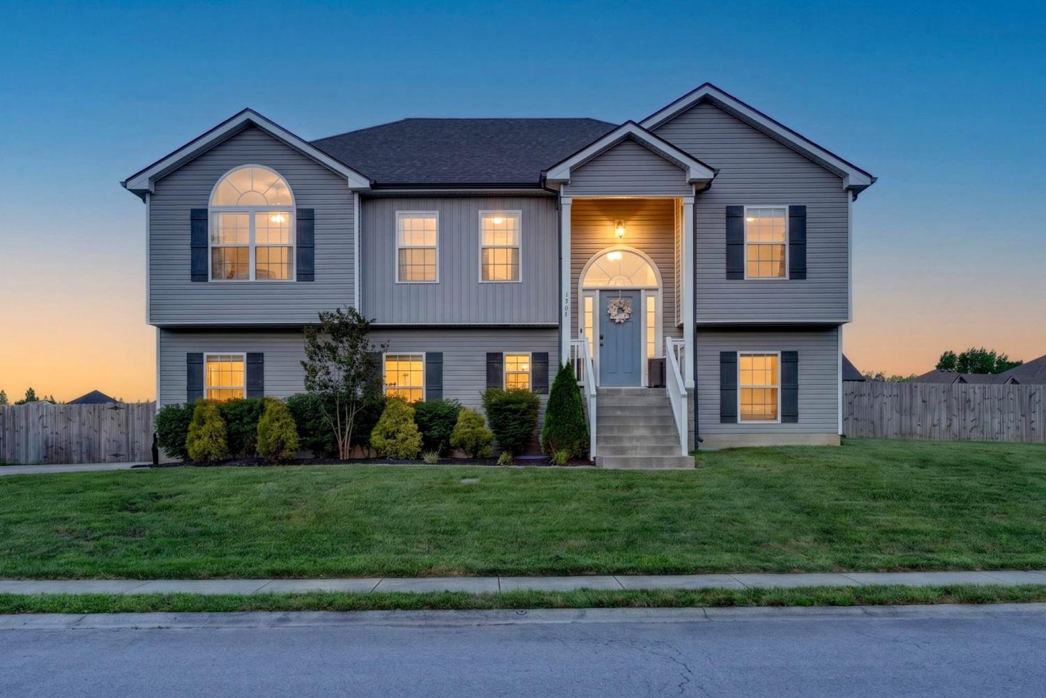 1585-Parkside-Dr For Sale