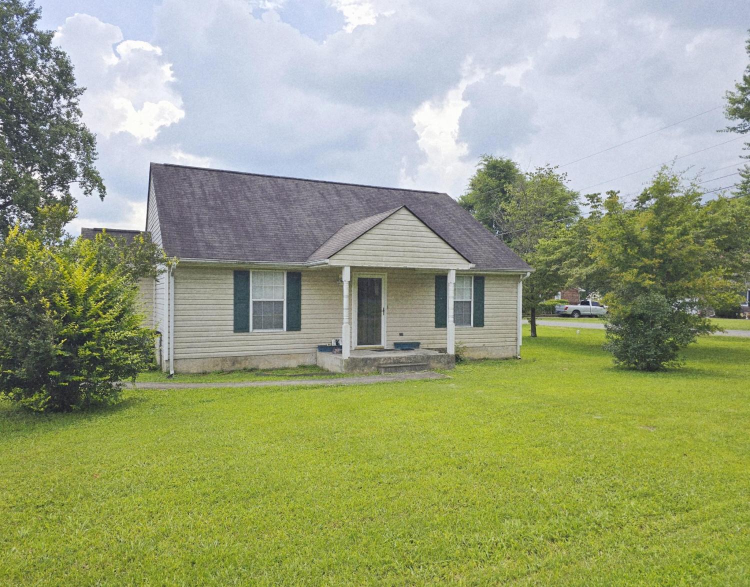407-W-3rd-Street For Sale