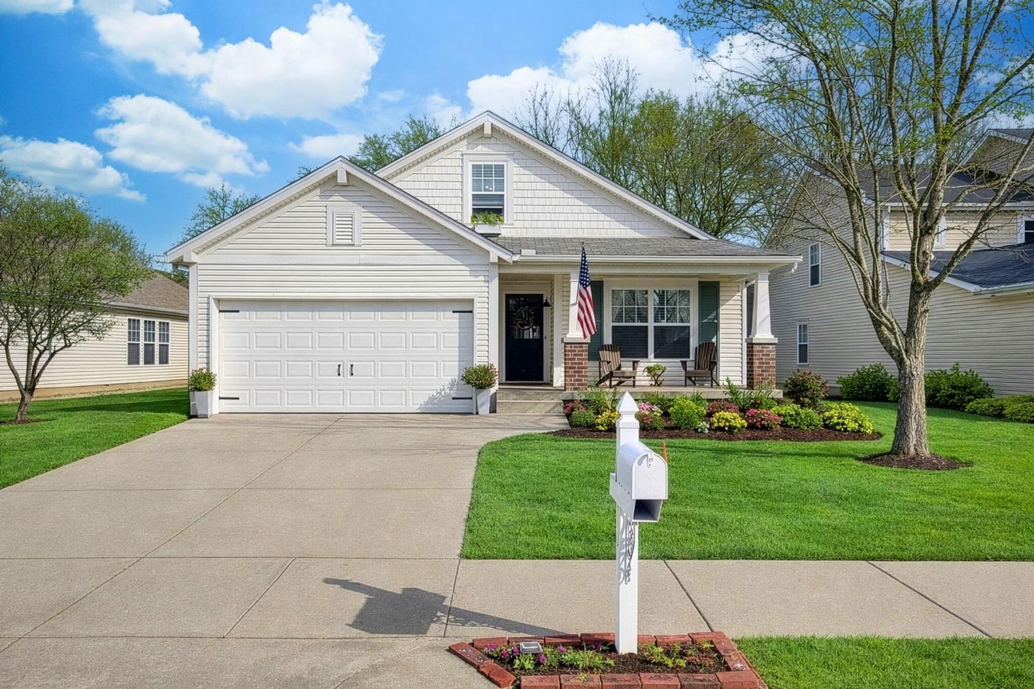 1038 Lexington Farms Dr TN 37174 For Sale - 