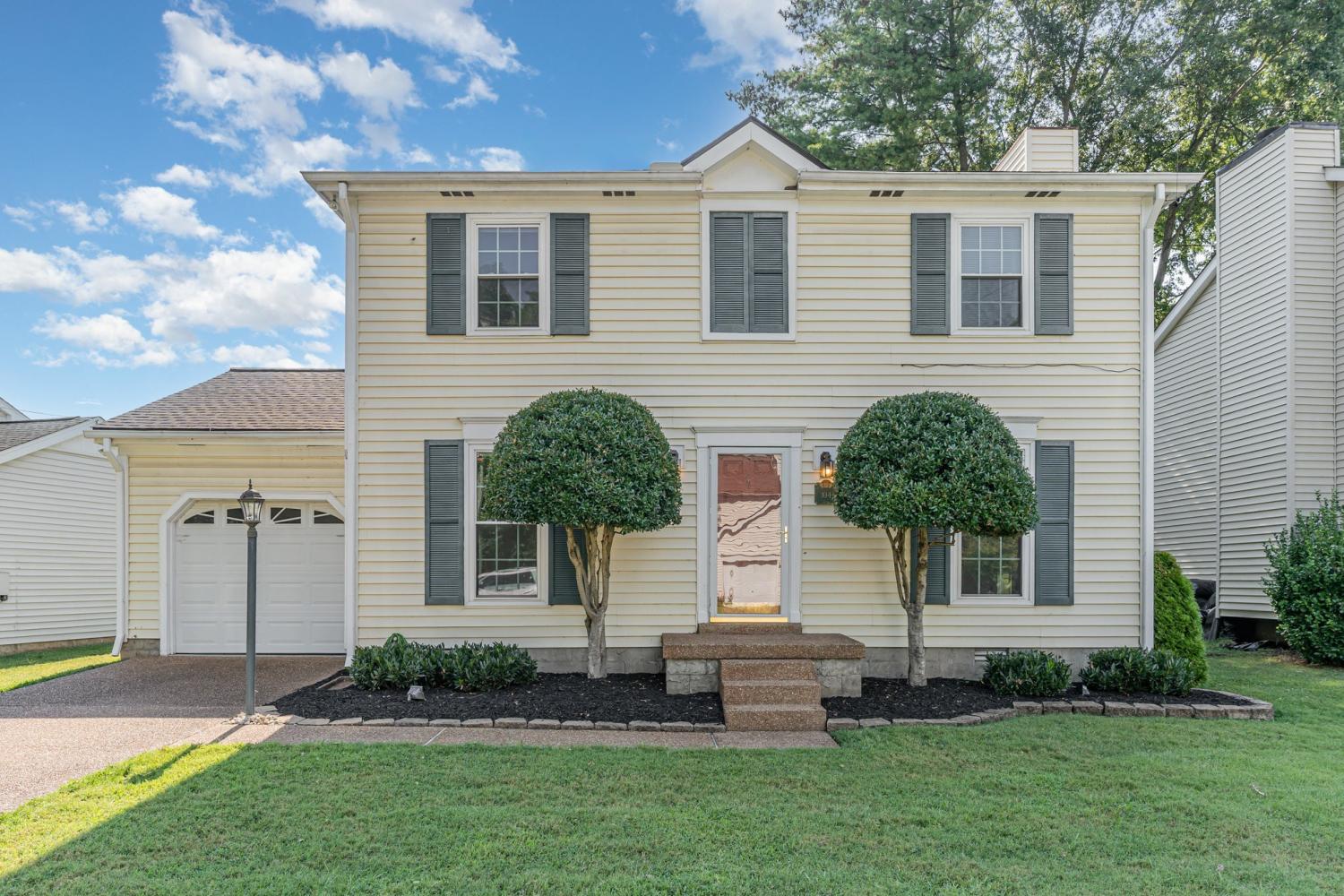 104-White-Oak-Ct For Sale