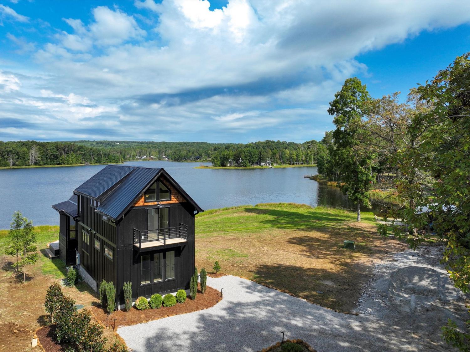 169-Shoreside-Court For Sale