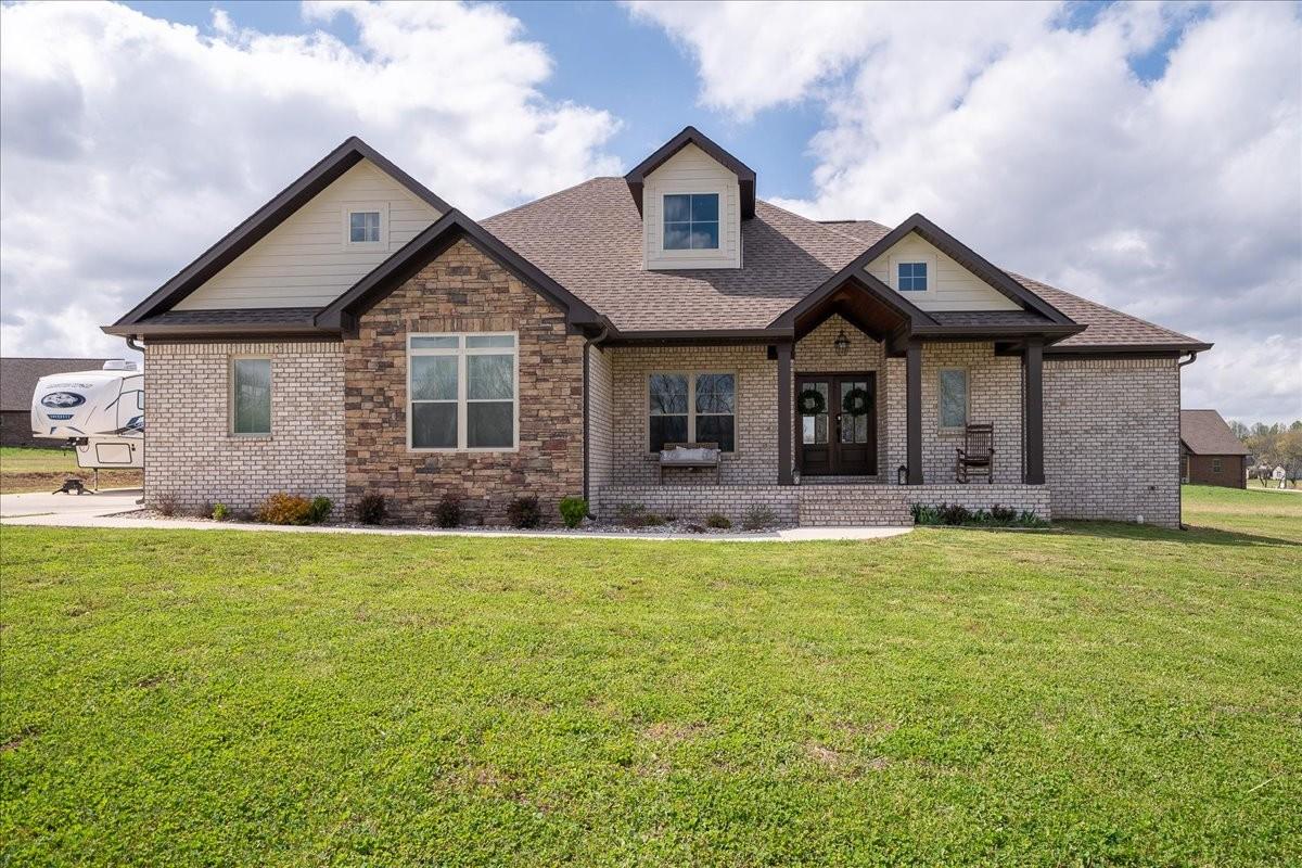 114-Hurst-Dr For Sale