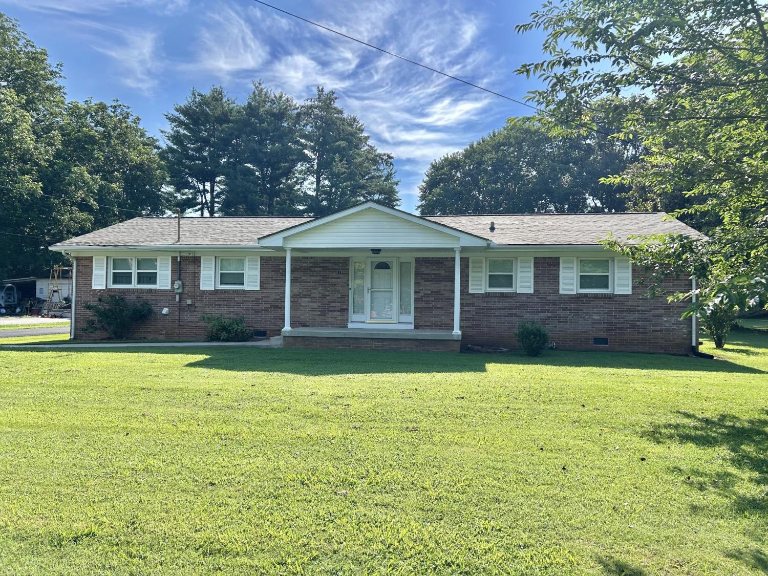 119-Elkins-St For Sale