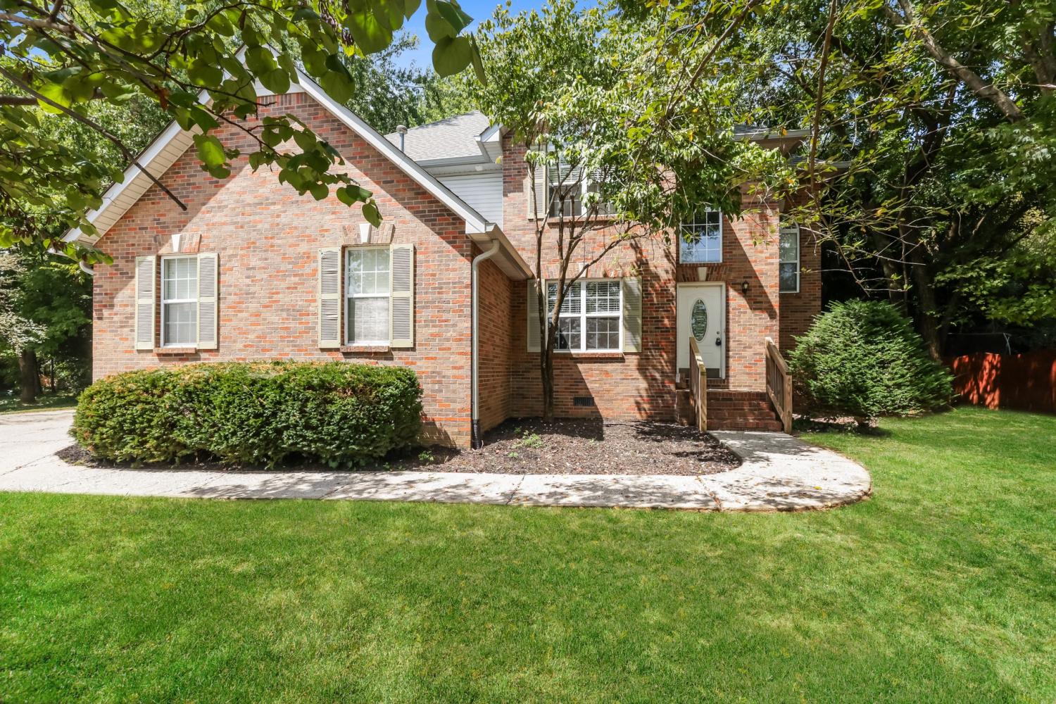 305-Castlemere-Ct For Sale