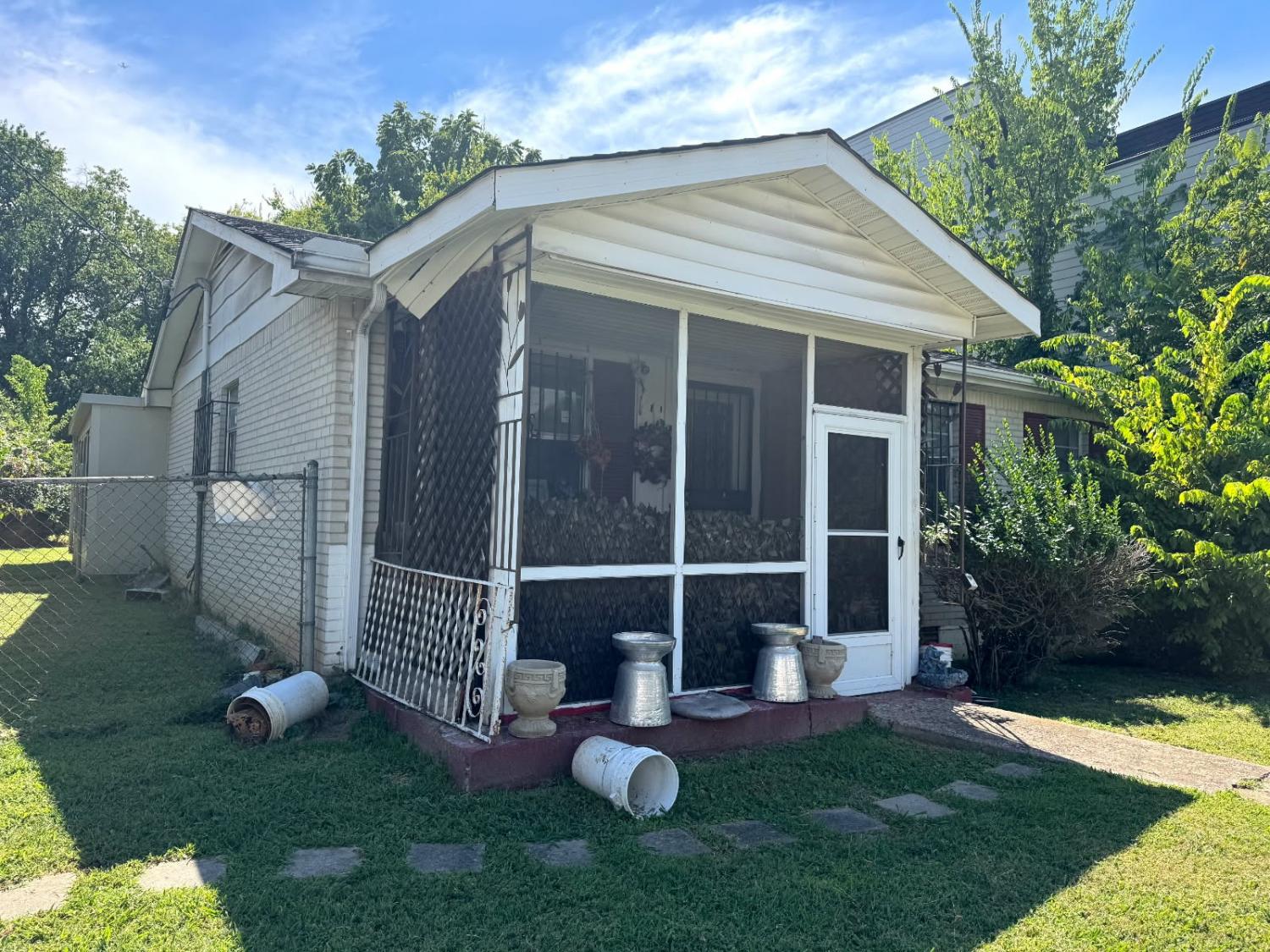 1211-Hawkins-Street For Sale