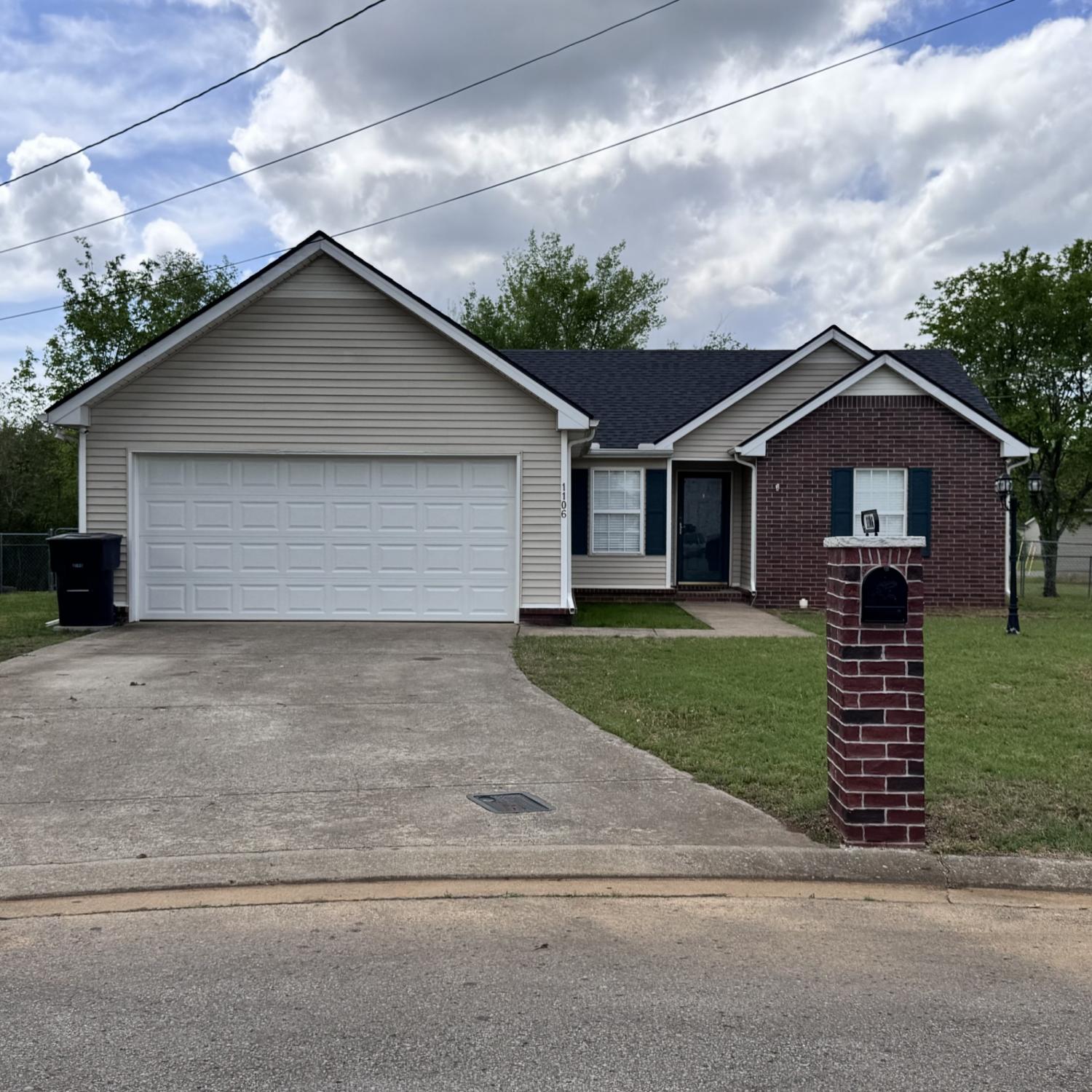 1106-Nahanee-Ct For Sale