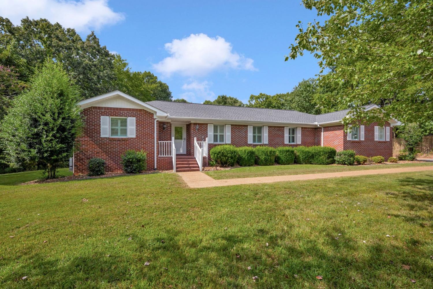 454-Powers-Blvd For Sale