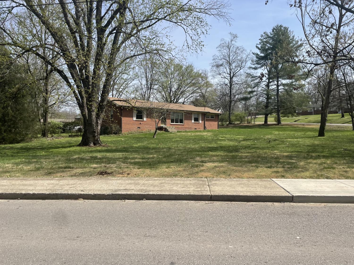 701-Shawnee-Dr For Sale